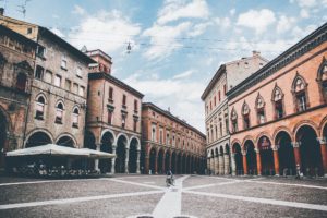 guide-to-the-7-best-neighborhoods-in-bologna